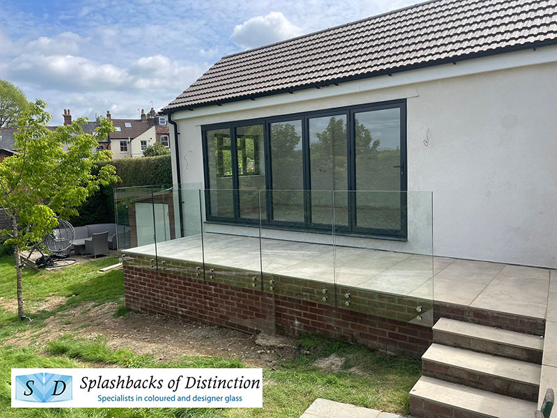 Garden glass balustrades using toughened and laminated glass fitted in berkhamsted