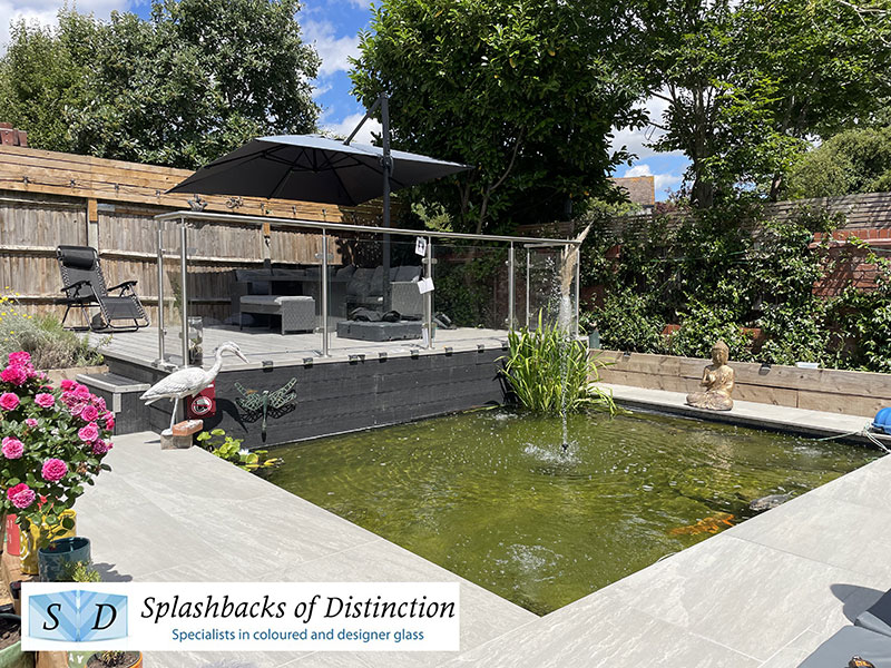 Glass balustrades 10mm toughened glass with stainless steel handrail