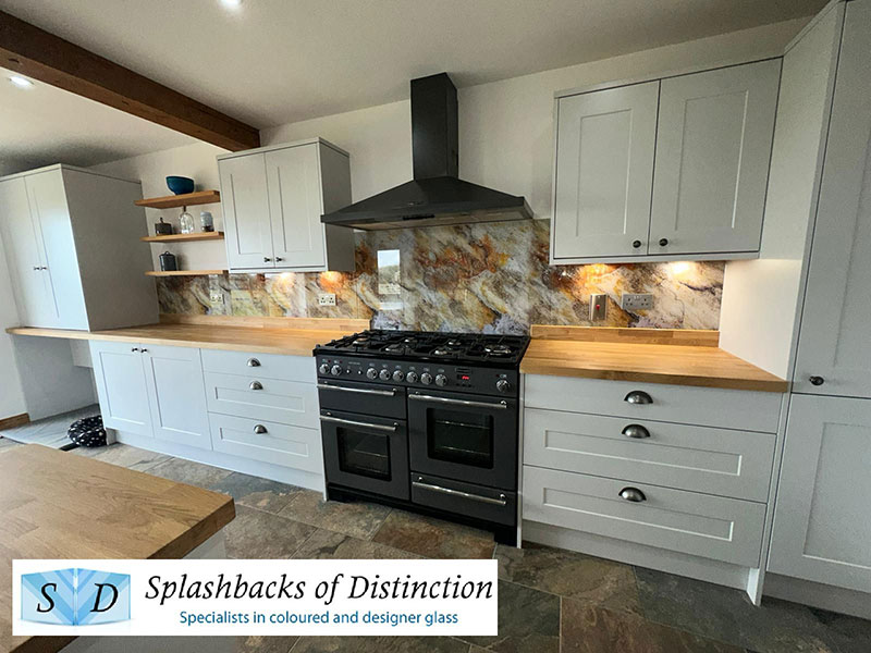 Kitchen splashback stone aston