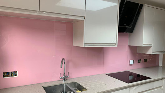 Pink kitchen splashback