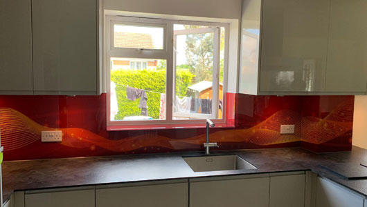 Abstract waves kitchen splashback