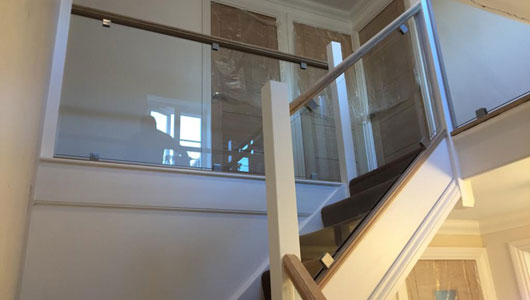 Glass balustrade